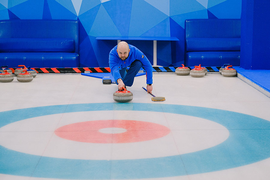 7 curiosità sul curling, sport olimpico invernale