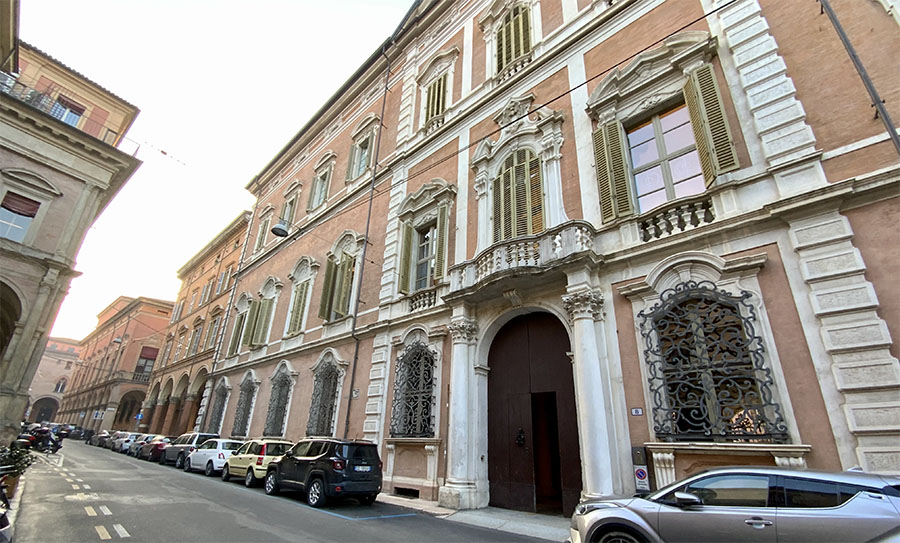 the rooom palazzo aldrovandi montanari bologna