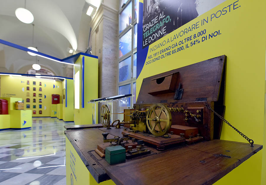 poste storie mostra a roma san silvestro