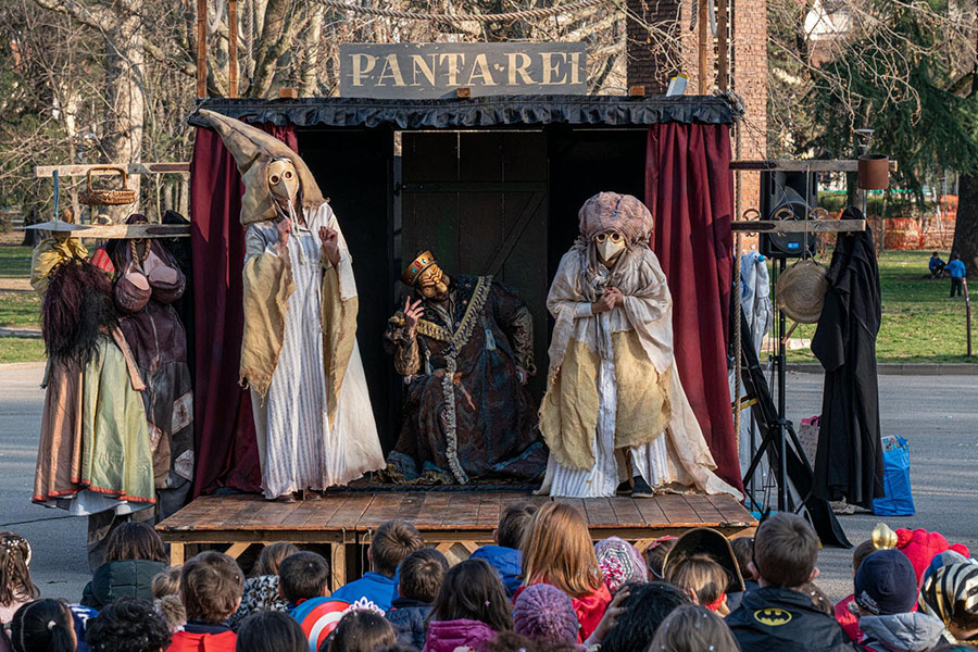 il mercato dei saltimbanchi atelier teatro