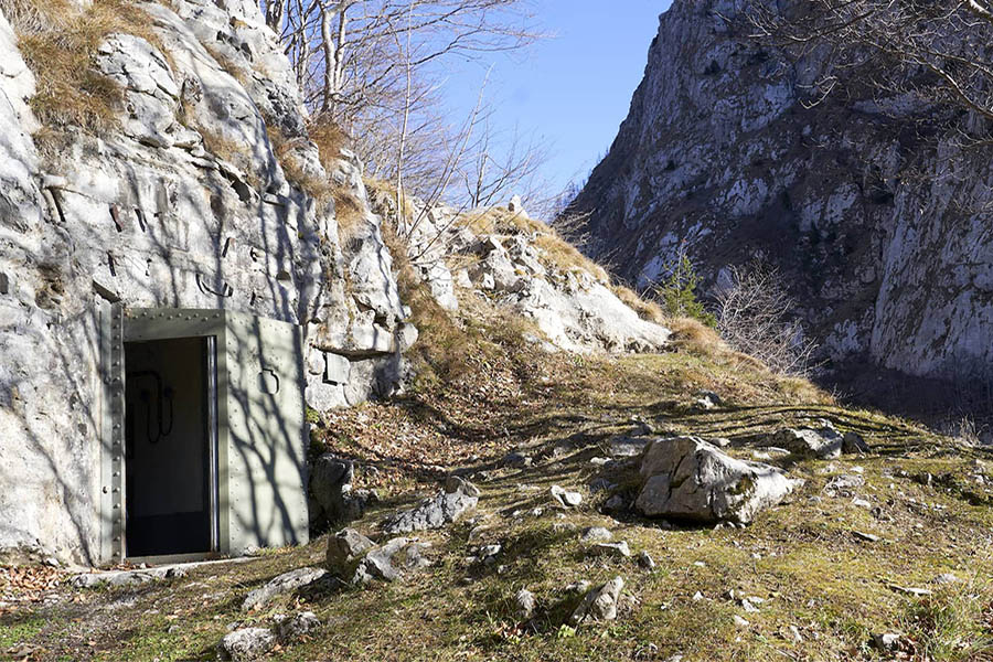 terre di confine passo monte croce frontiera est